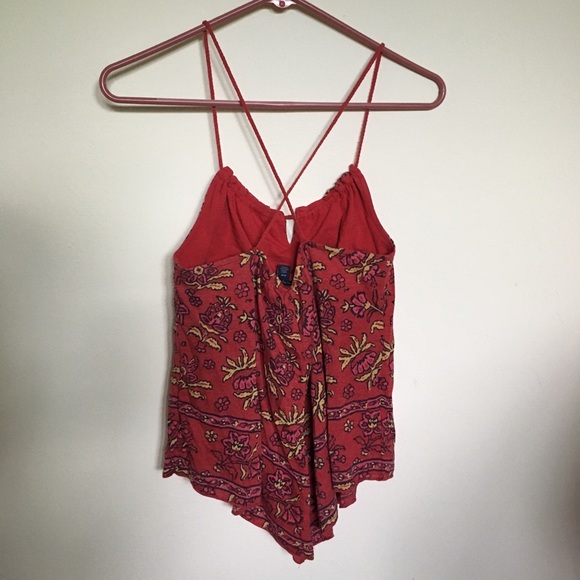 Red patterned tank top - Picture 2 of 3